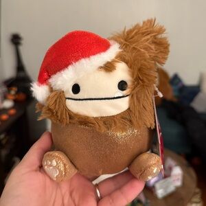 Holiday Benny Bigfoot 5” Squishmallows